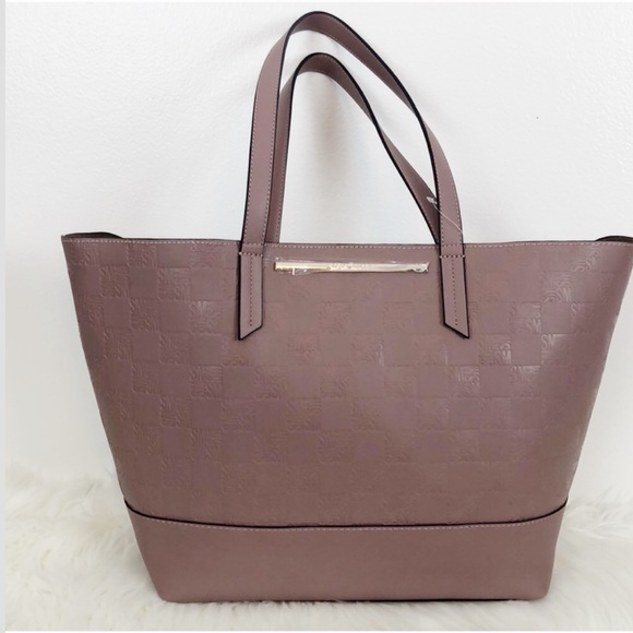 Steve Madden Handbags - Steve Madden NEW mauve brown tote with SM stamps